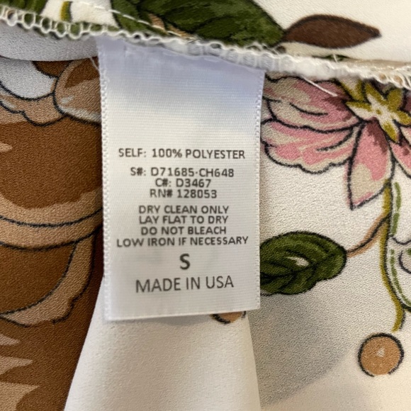 Boho Floral Shawl - Size S - Picture 5 of 6